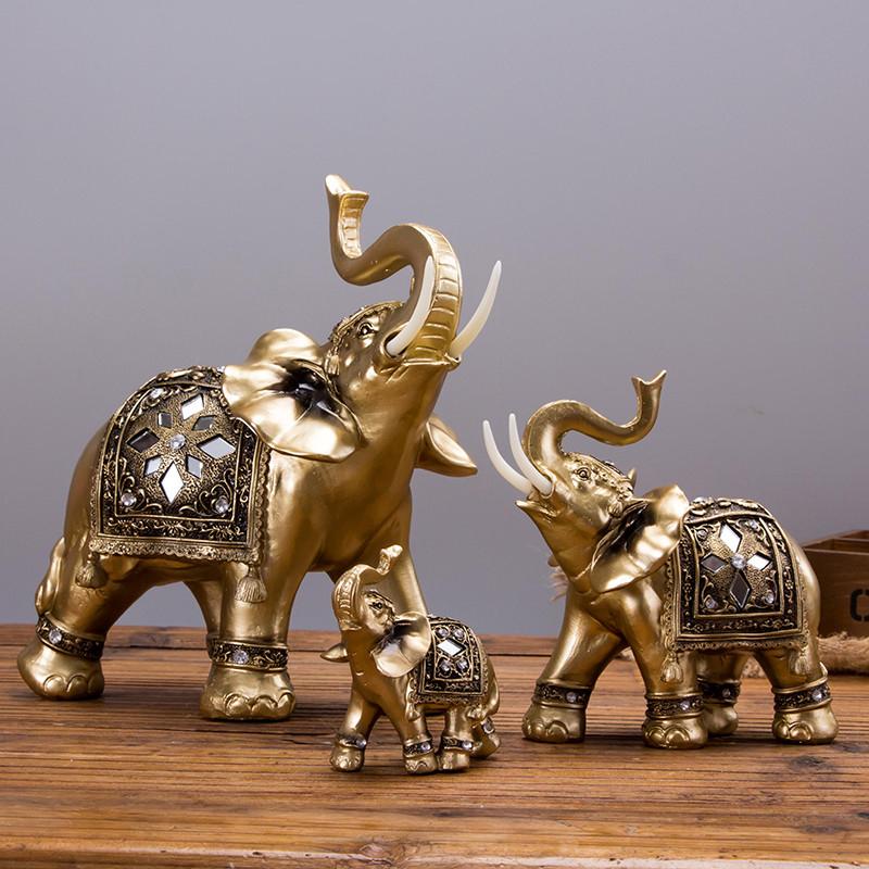 Avtoit | Golden Elephant Statue