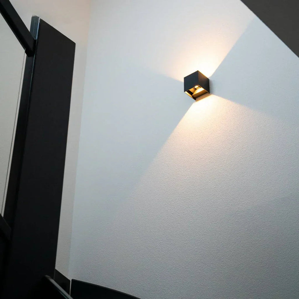 Avtoit | Luxe Wireless Rechargeable Wall Light – Motion Sensor & Warm LED Lighting (2700K)