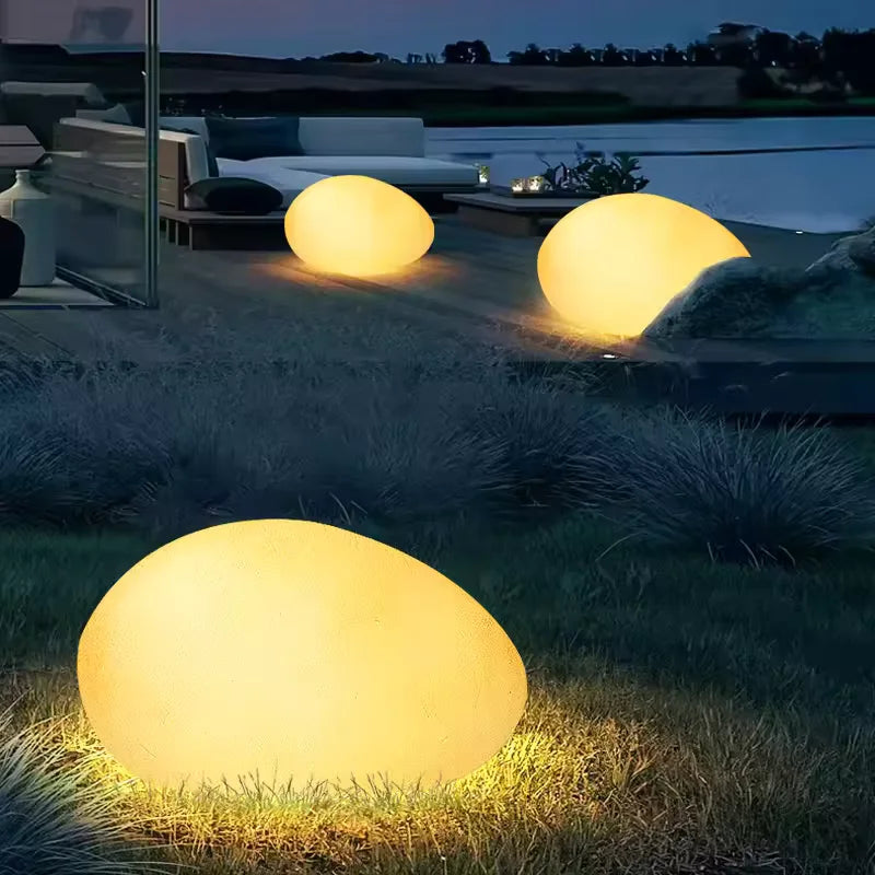 GlowStone – Cobblestone Garden Light