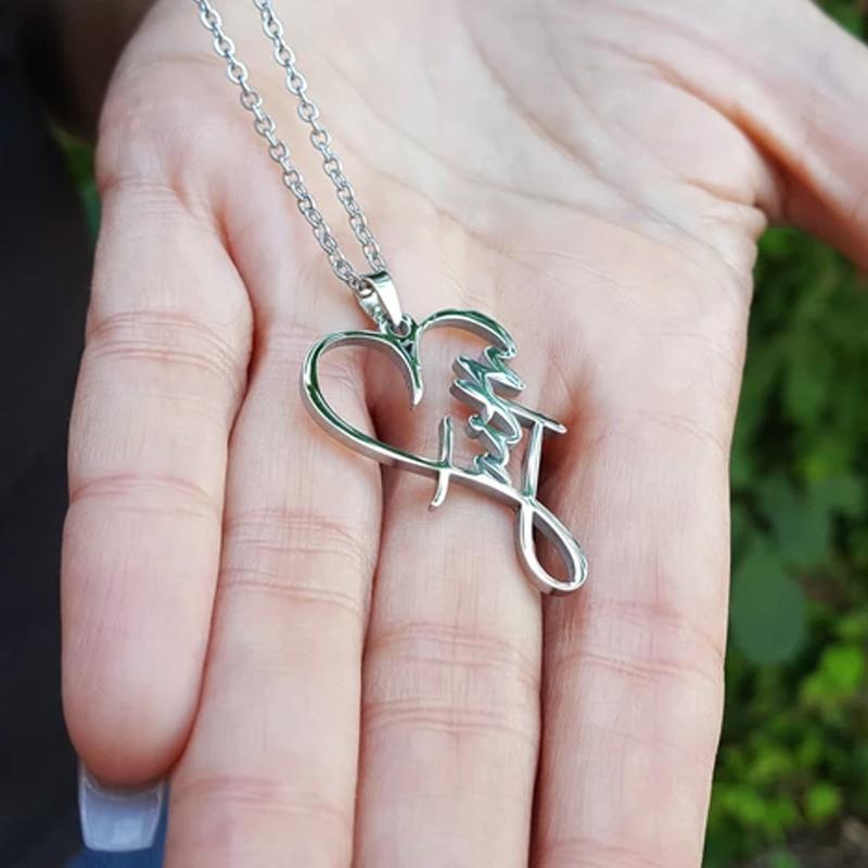 Avtoit | Faith Heart Necklace