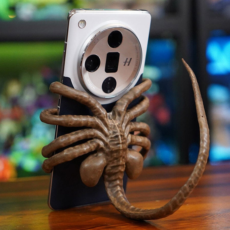 Avtoit | Specially shaped phone holder