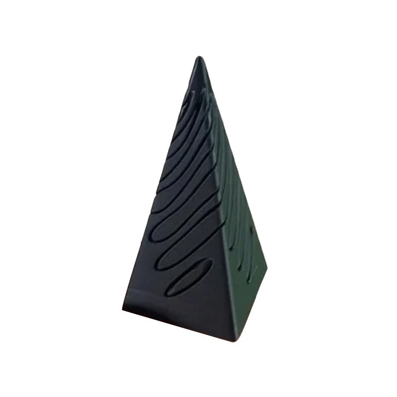 Avtoit | Impossible Pyramid Passage Sculpture
