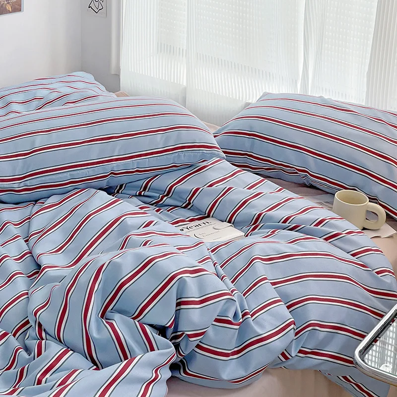 Avtoit | Nordic Stripes Bedding Set