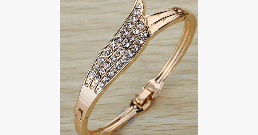Avtoit | Angel Wing Bracelet - Perfect for special occasions