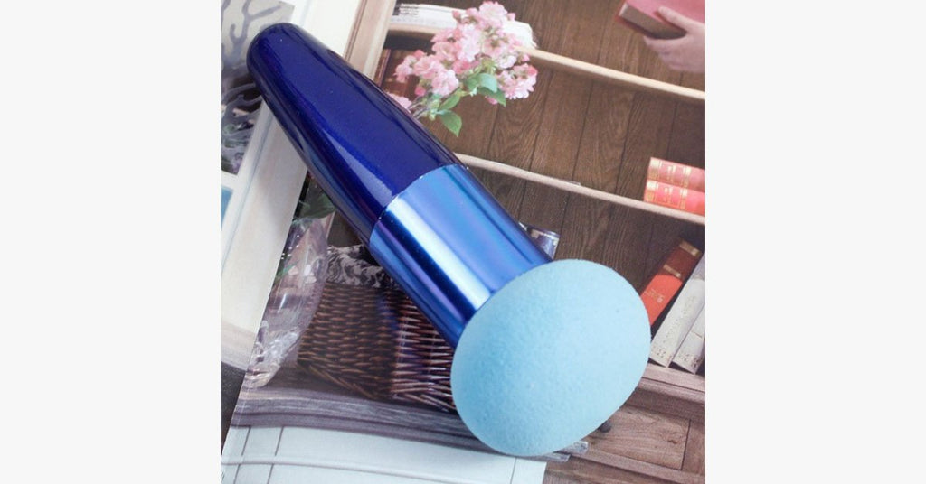 Avtoit | Sponge Foundation Round Makeup Brush - Perfect for Naturally Looking Makeup