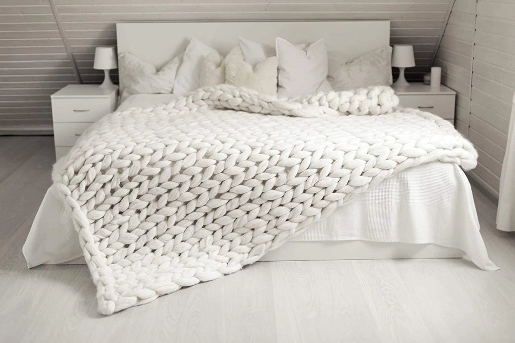 Avtoit | Chunky Knit Blanket