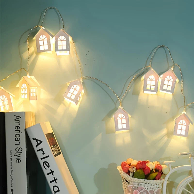 Avtoit | LED fairy lights with mini houses - Decorative Christmas lighting for indoor use