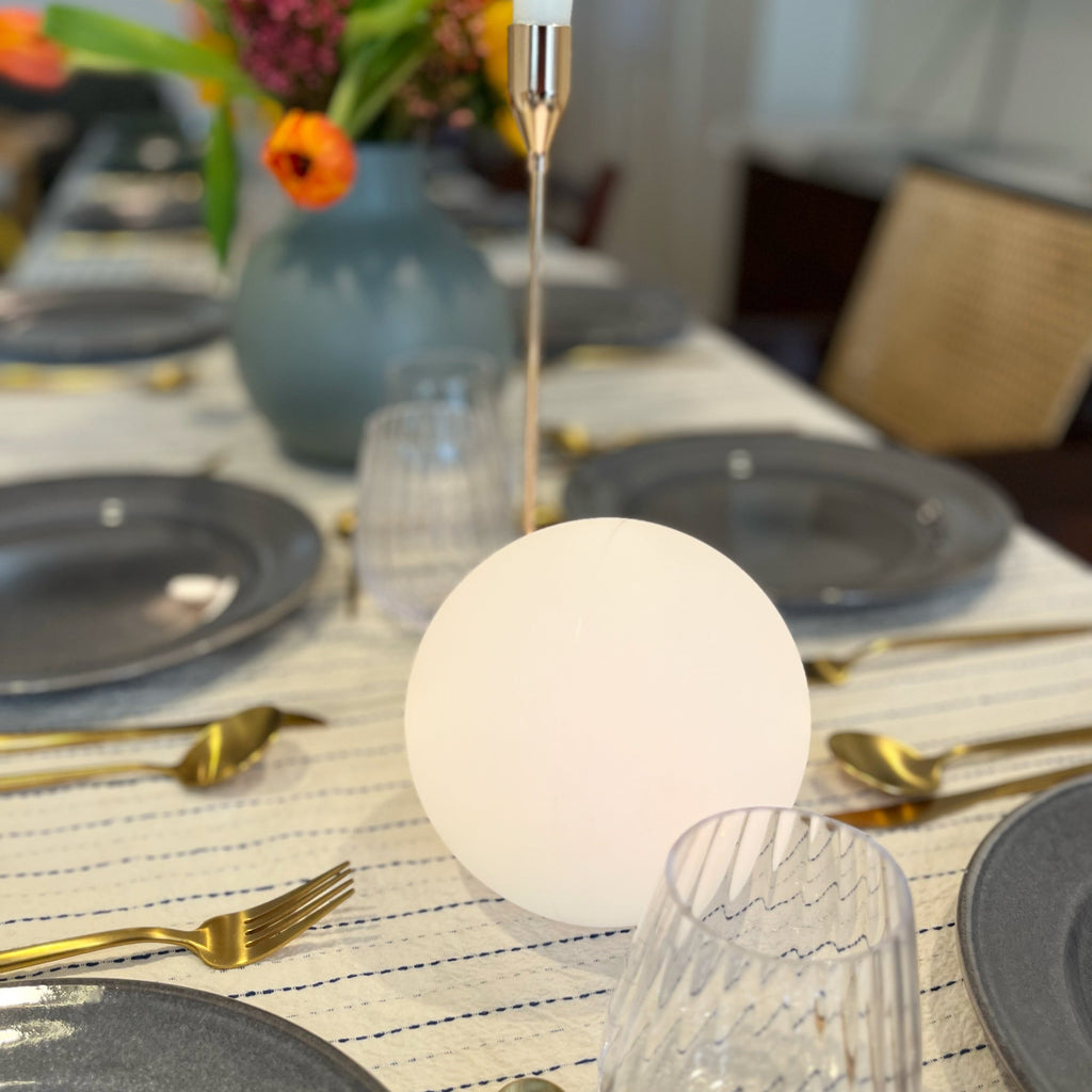 Avtoit | LED Wireless Table Lamp - Rechargeable Modern Light Fixture for Home, Office, and Nightstand Use