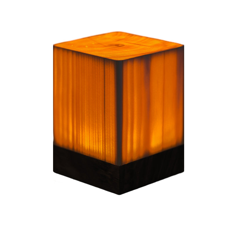 Avtoit | LumiWood – LED table lamp with battery and touch control