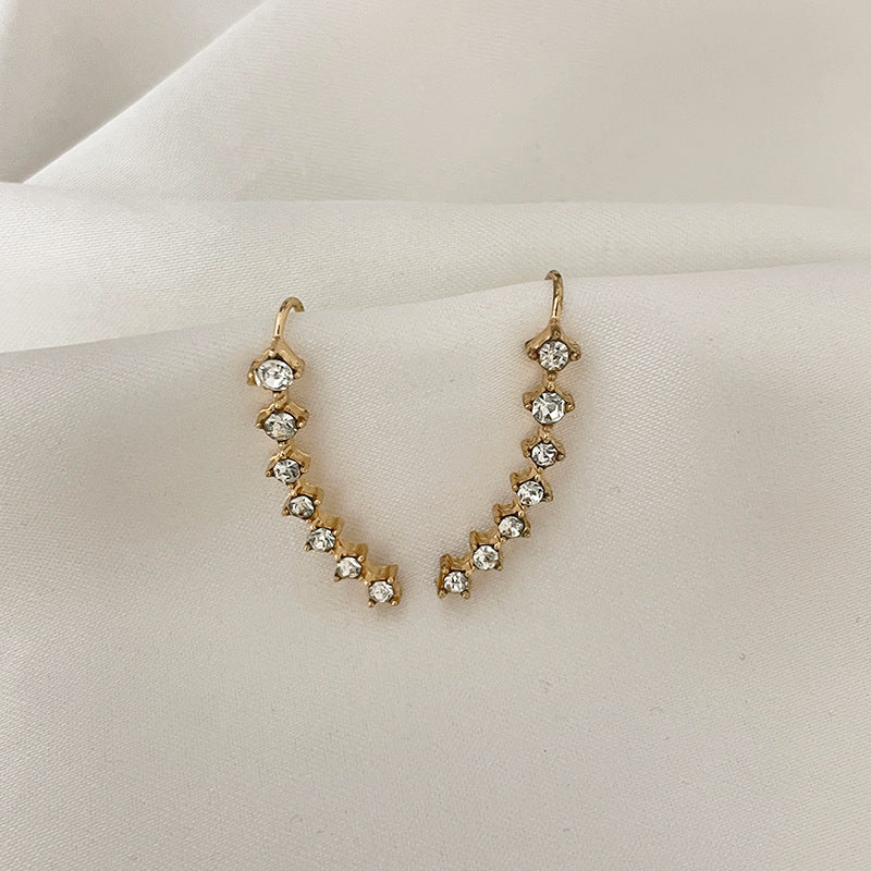 Avtoit | Seven Star Diamond Stud Earrings