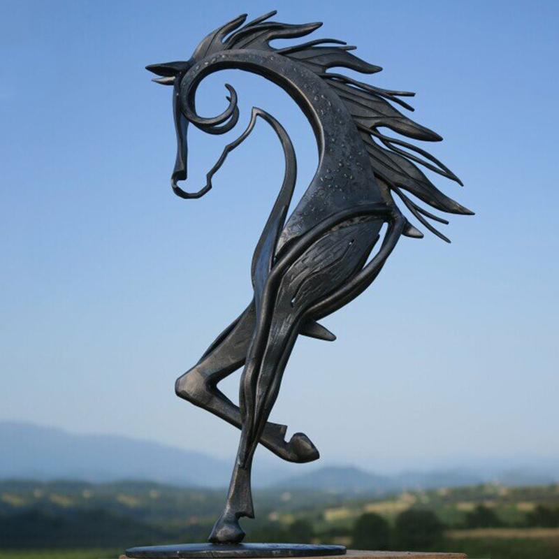 Avtoit | Horse sculpture decoration