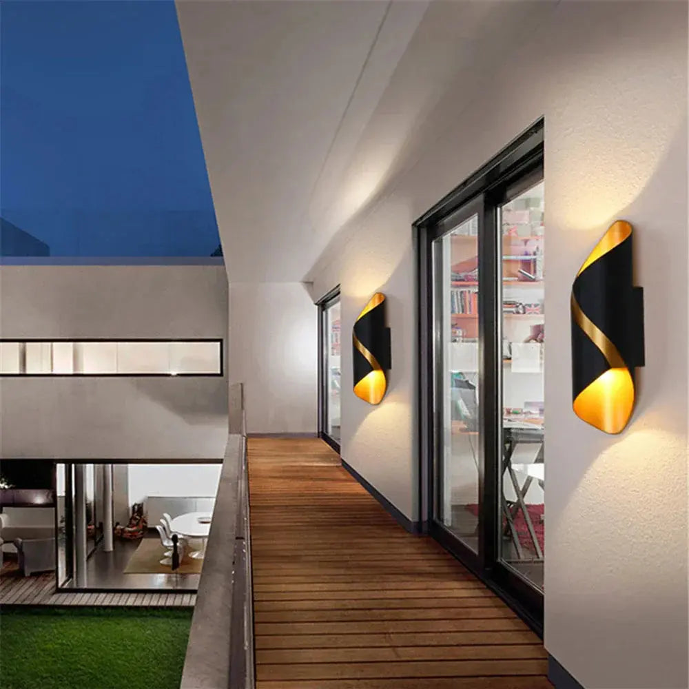 Avtoit | VividAura – Sleek LED Wall Light for Stylish Outdoor Spaces