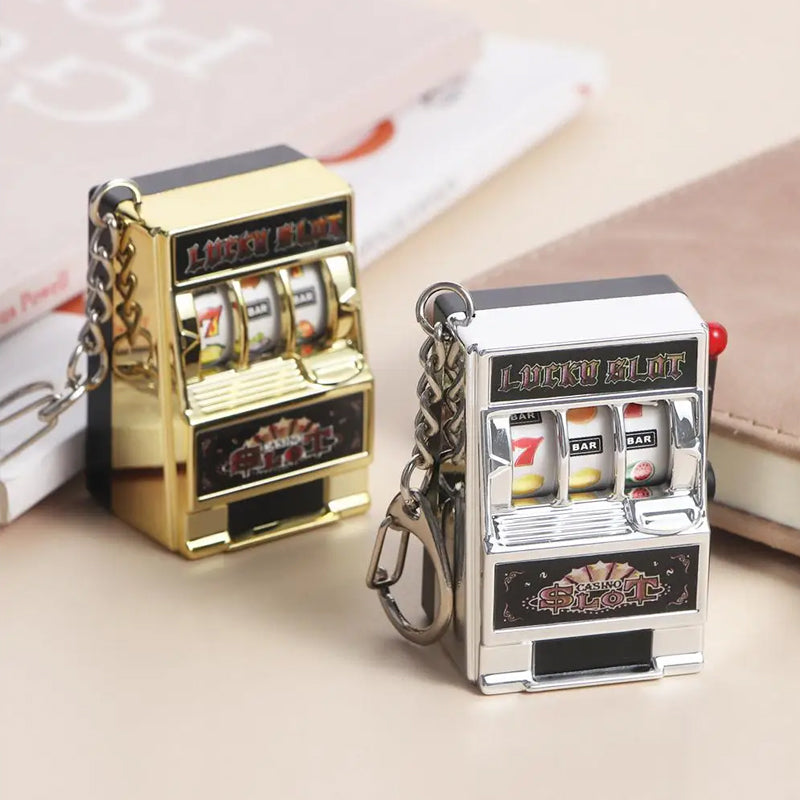 Avtoit | Keychain designed as a slot machine