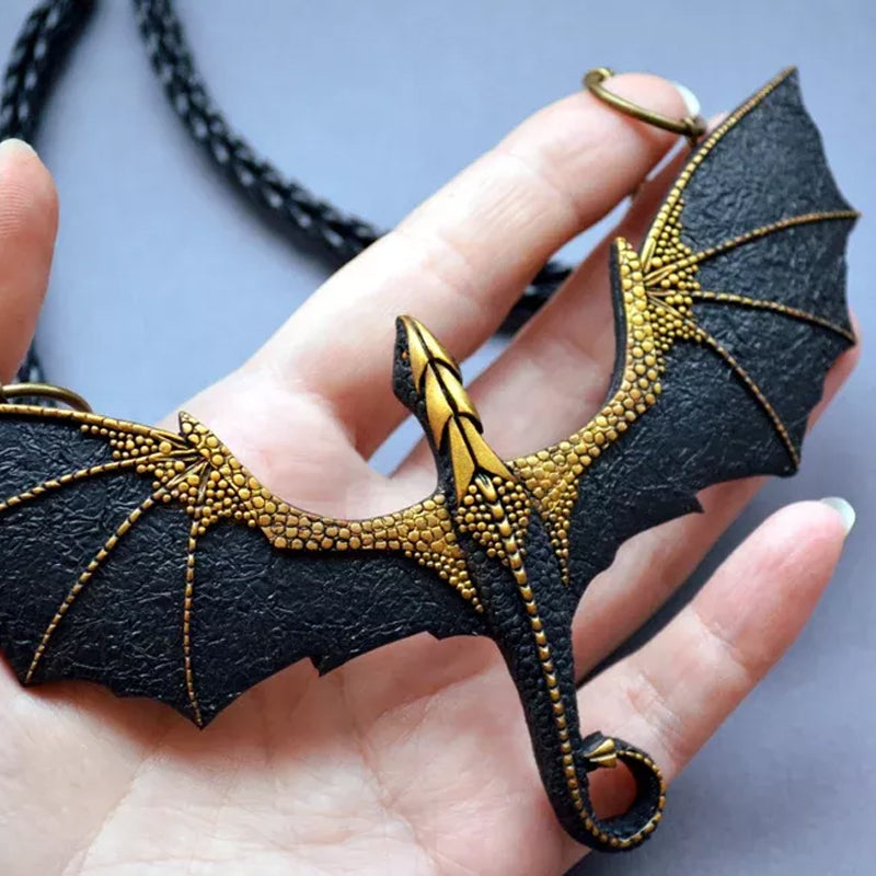 Avtoit | Flying Dragons Necklace