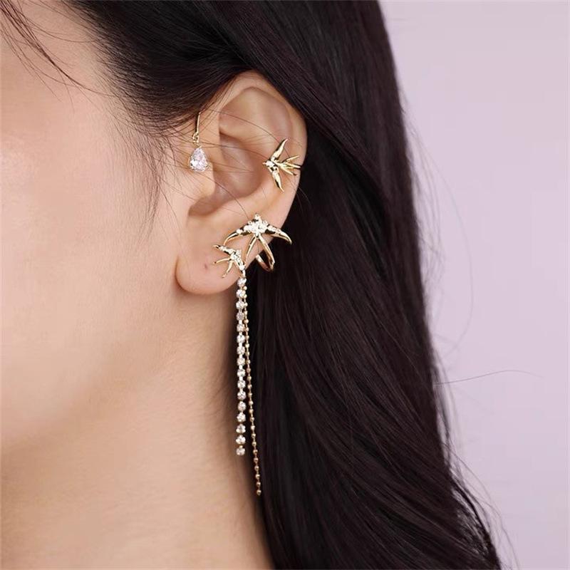 Avtoit | Rhinestone Swallow Earrings