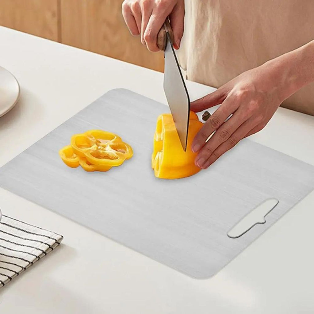 Avtoit | TitanPro – High-quality cutting board made of German stainless steel