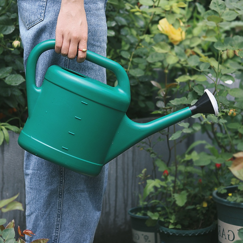 Avtoit | Large-volume watering can with long spout – plastic for garden care