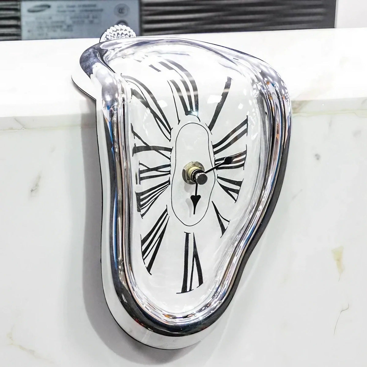Avtoit | Melting Time Warp Clock