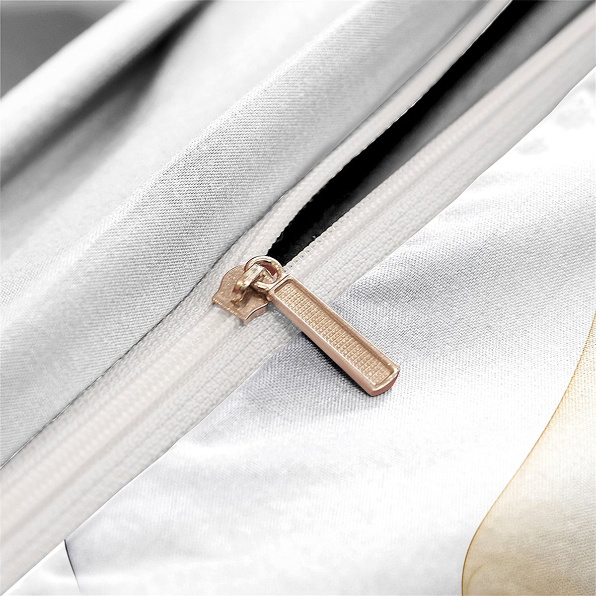Avtoit | ColorWhirl - Lively Artistic Bed Set