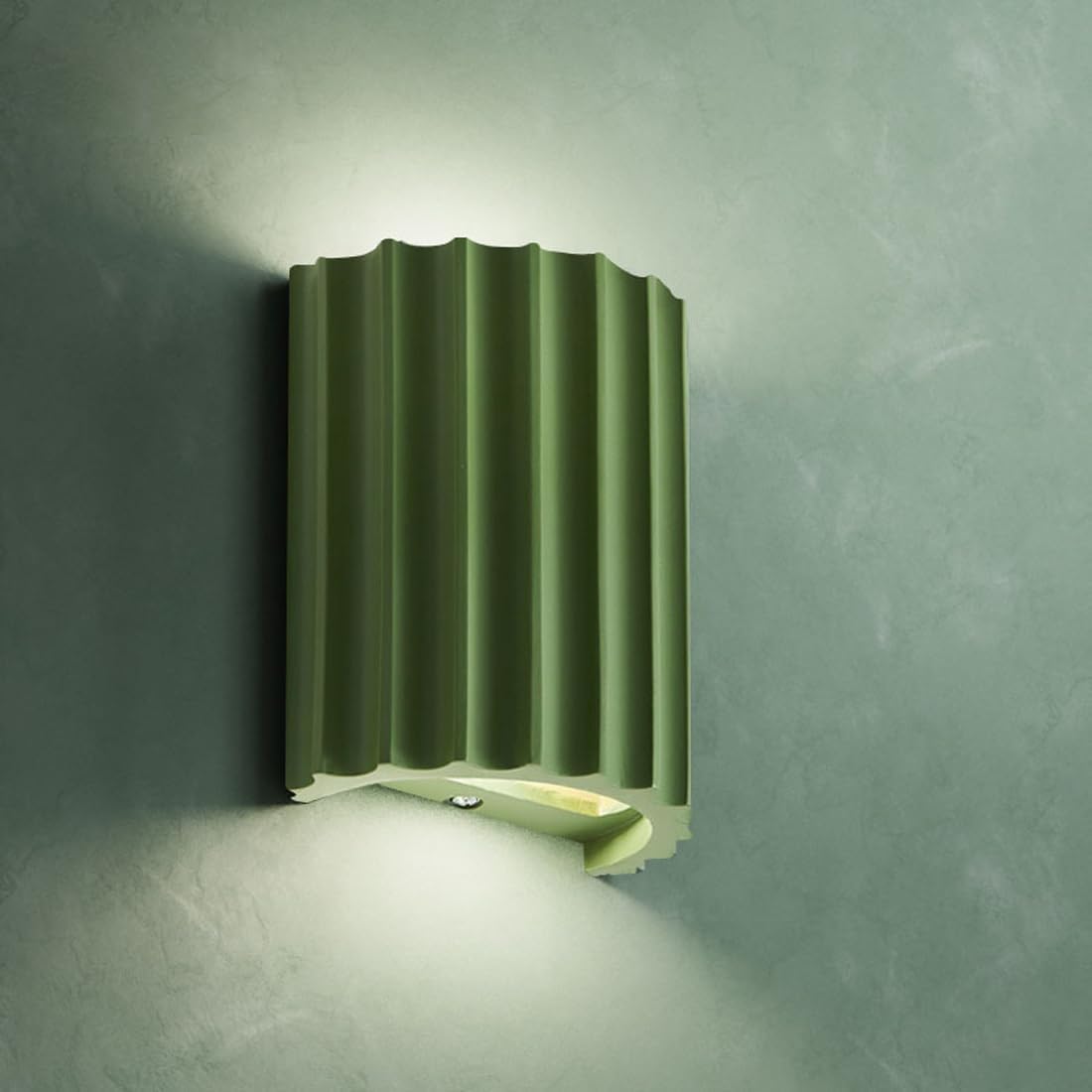 Avtoit | Minimalist LED Wall Light – Soft Glow Up & Down Accent Lighting for Indoor Spaces