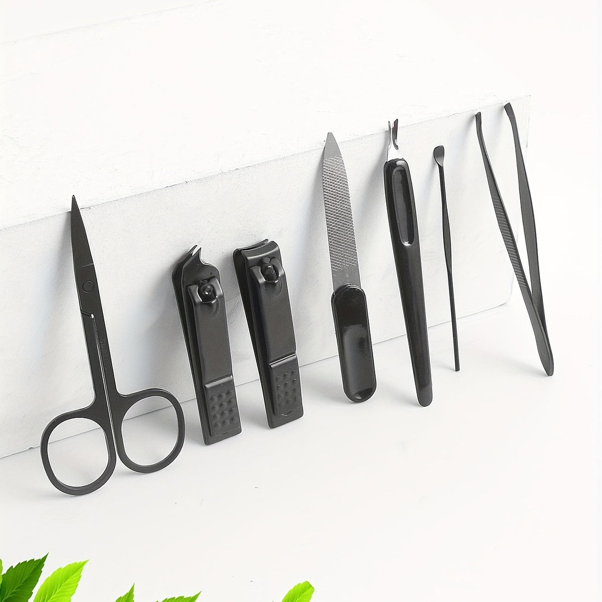 Avtoit | 7 piece manicure set with case