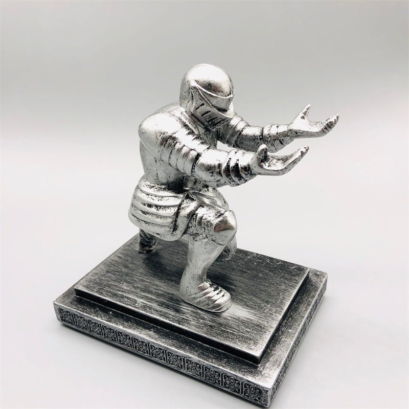 Avtoit | knight pen holder