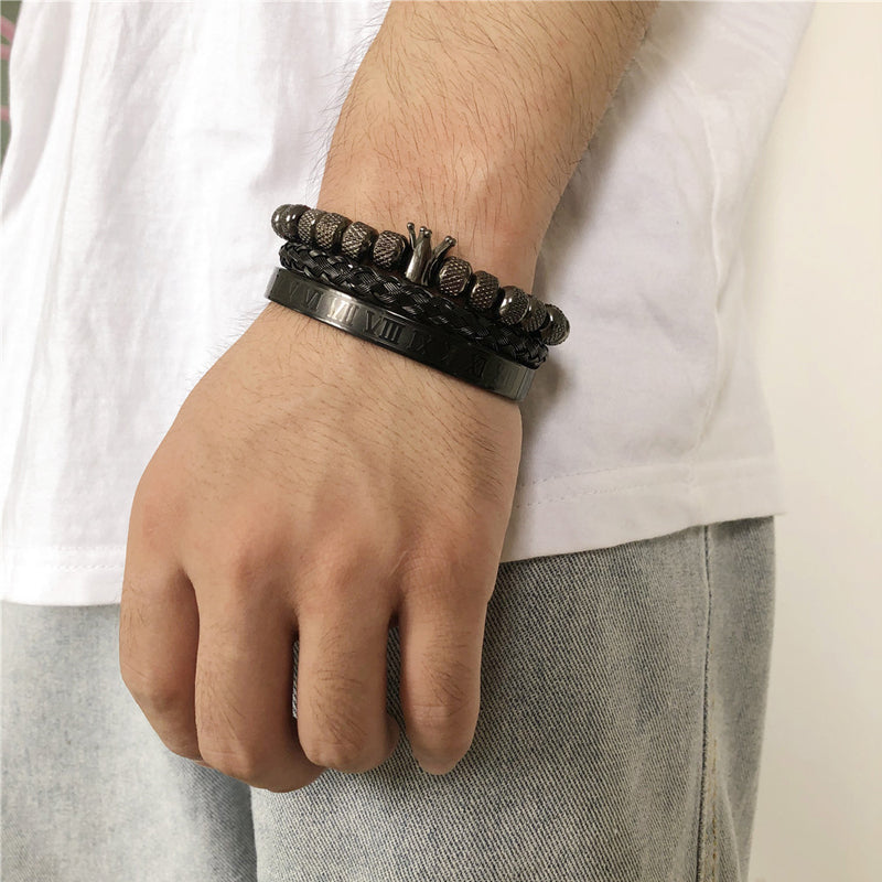 Avtoit | Crown Braided Letter Bracelet