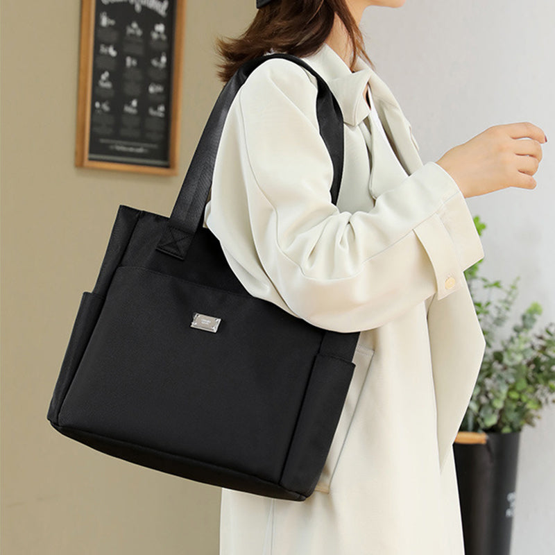 Avtoit | Lightweight Waterproof Nylon Shoulder Bag