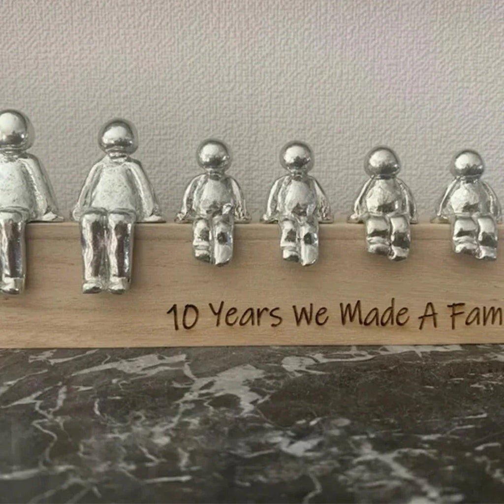 Avtoit | Timeless Family Sculpture