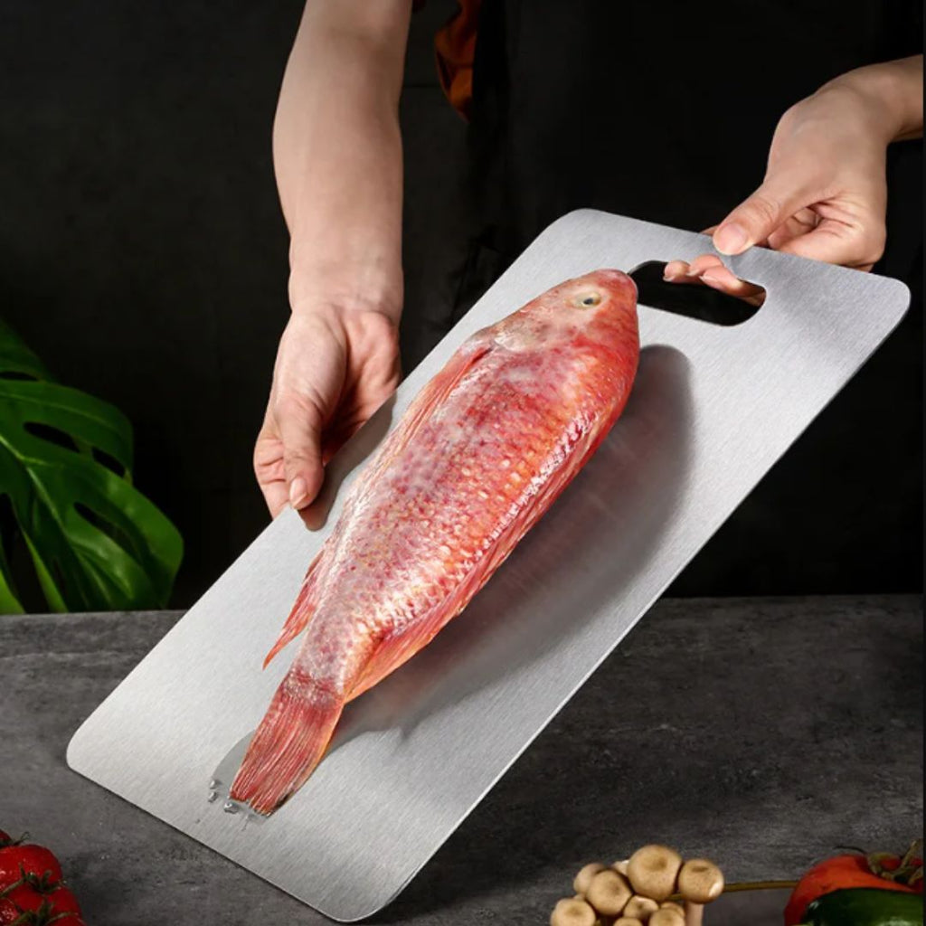 Avtoit | TitanPro – High-quality cutting board made of German stainless steel