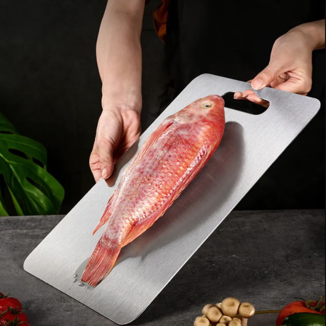 Avtoit | TitanPro – High-quality cutting board made of German stainless steel