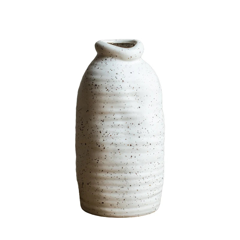 Avtoit | Arcadia Vase – Handcrafted ceramic vase in Nordic design