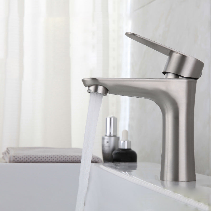 Avtoit | Round Single-Handle Bathroom Faucet Single Hole Sink Faucet in Chrome