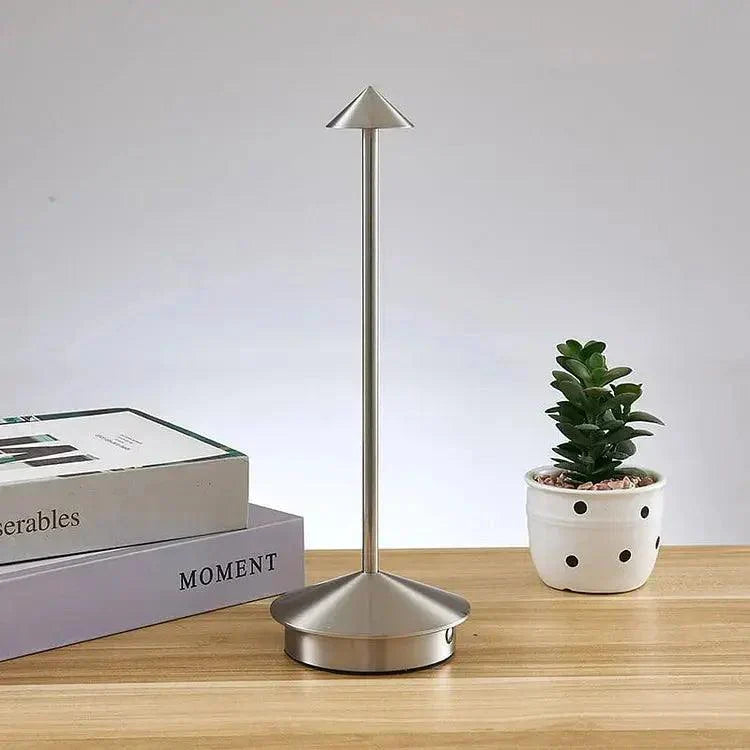 Avtoit | BeamLuxe - Sleek Wireless Table Light