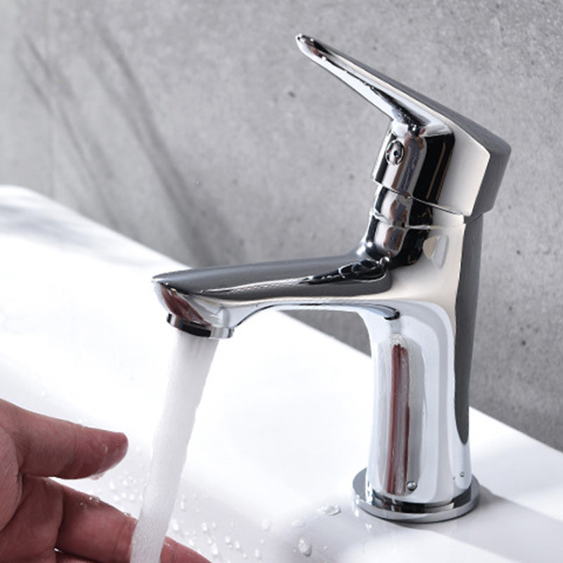 Avtoit | Basic Metal Sink Faucet Silver Bathroom Faucet with Lever Handle