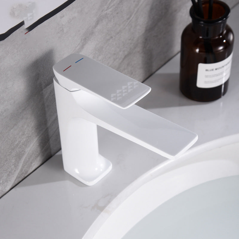 Avtoit | Modern Vessel Sink Faucet Copper Lever Handle Low Arc Vessel Faucet for the Bathroom