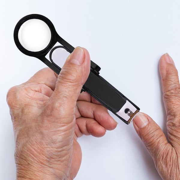 Avtoit | Nail clipper with magnifying glass