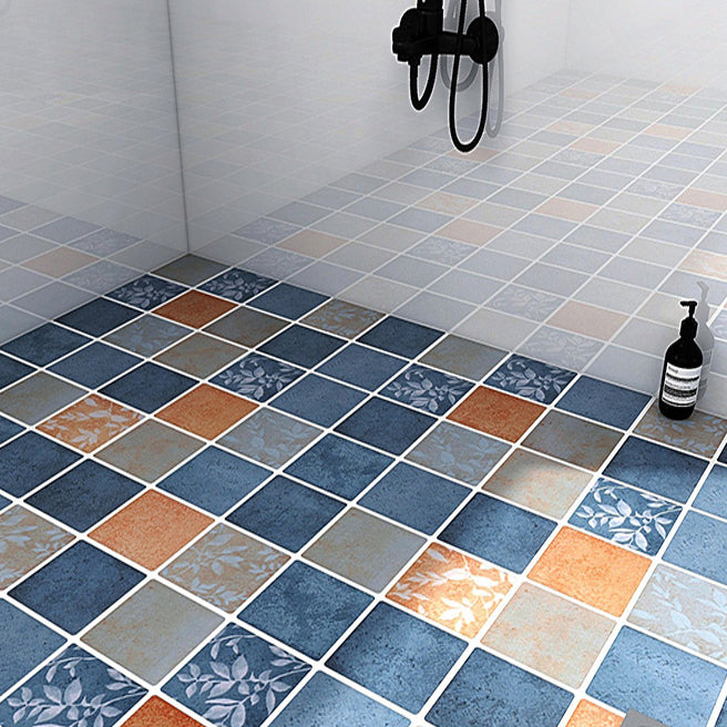 Avtoit | Modern PVC flooring with marble pattern, Peel & Stick vinyl floor planks