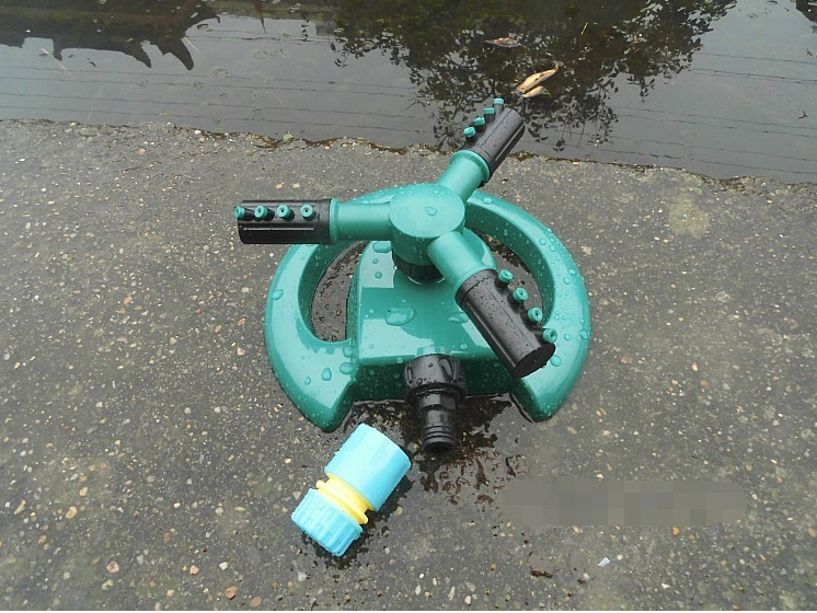 Avtoit | Adjustable Garden Sprinkler – Efficient Lawn Watering with 360° Spray Function