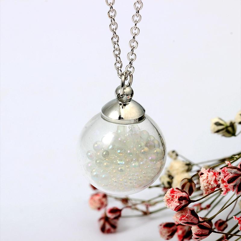 Avtoit | Ball Pendant Necklace