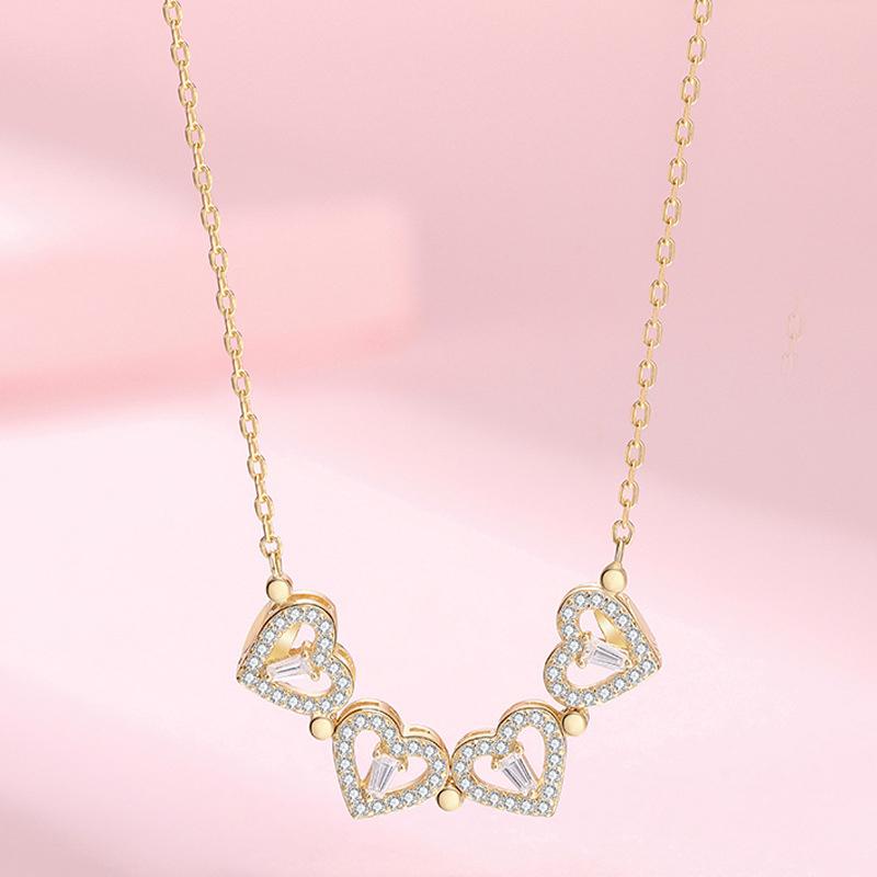 Avtoit | Hollow Four Leaf Clover Necklace