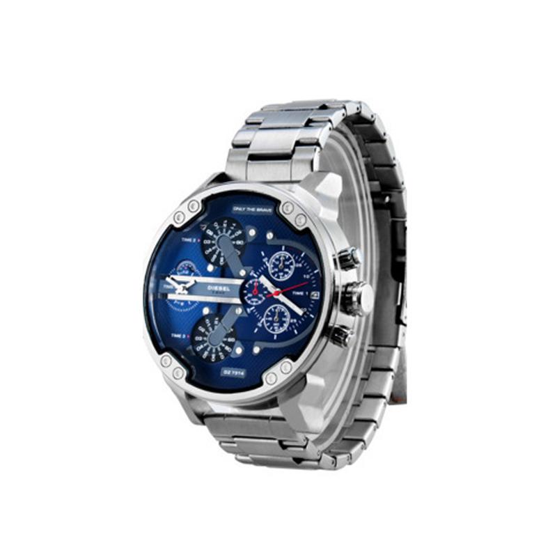 Stainless Steel Chronograph Quartz Watch with 10 m Water Resistance