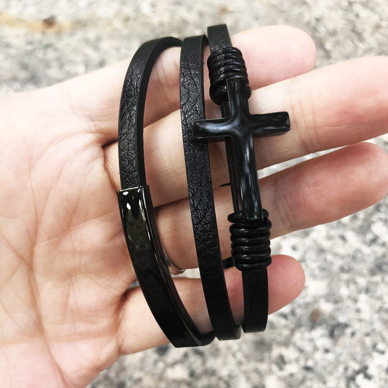 Avtoit | Multi-layered cross bracelet
