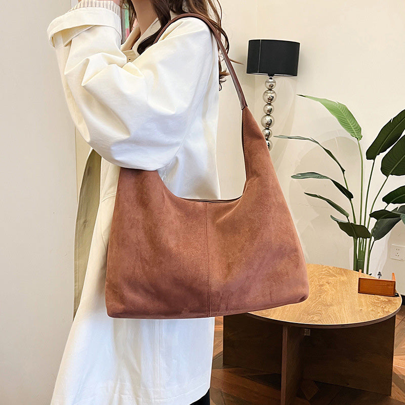 Avtoit | Suede messenger bag with large capacity