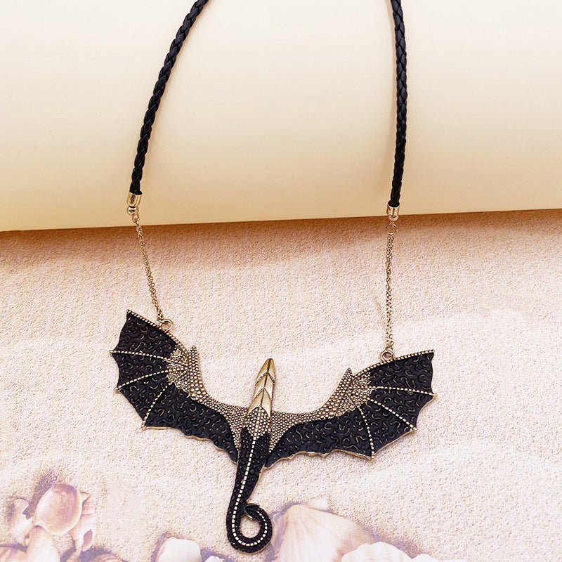 Avtoit | Flying Dragons Necklace