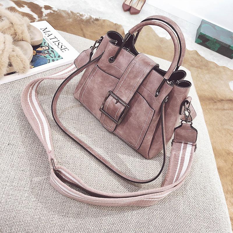 Avtoit | New Retro Bucket Bag