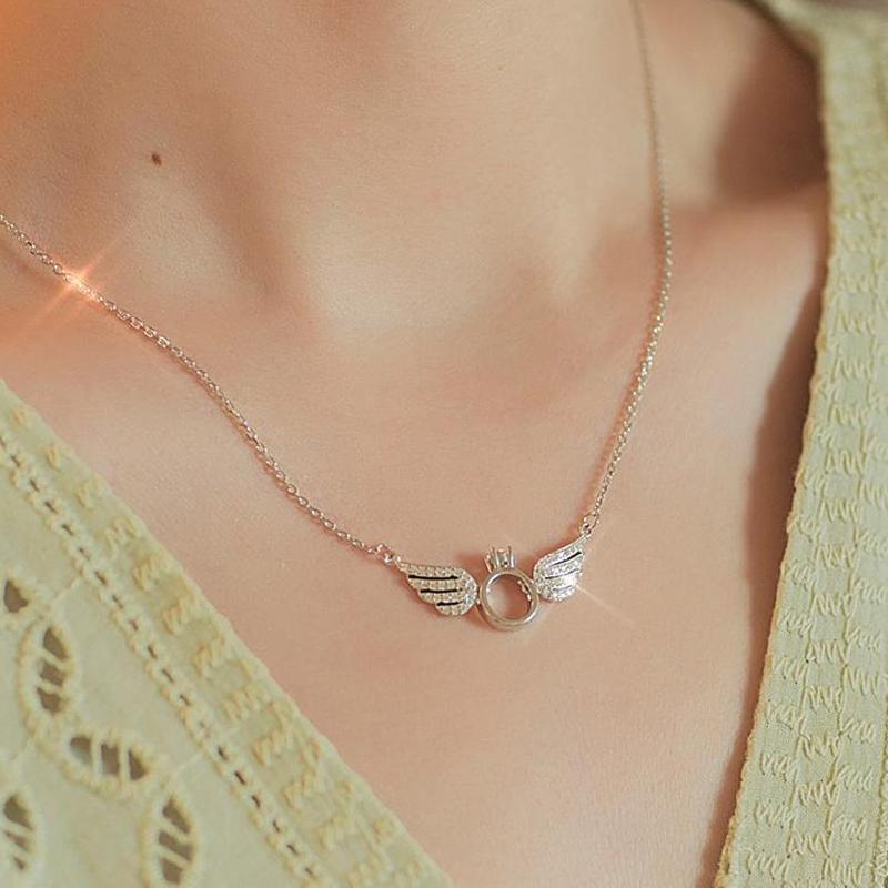 Avtoit | Sterling Silver Angel Wing Necklace