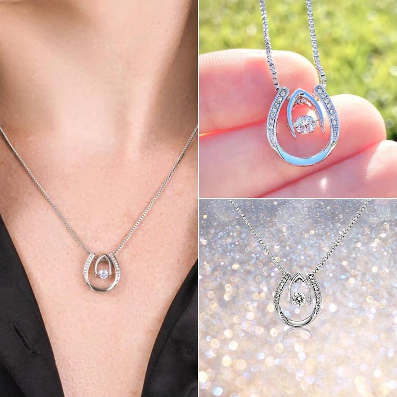 Avtoit | Horseshoe Necklace
