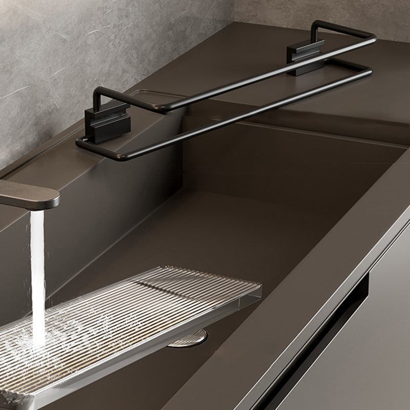 Avtoit | Contemporary Black Metal Bathroom Accessories Single Piece or as Set