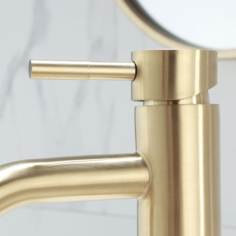Avtoit | Deck Mounted Roman Tub Faucet Low Arc Tub Faucet Set in Gold